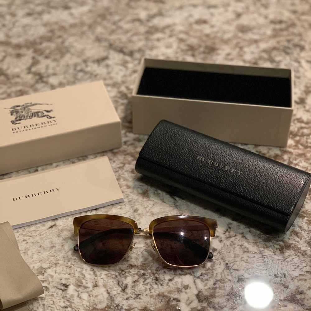 Burberry Sunglasses